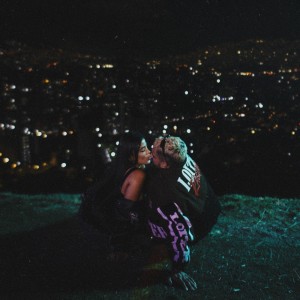 Listen to UN COLETO COMO YO (Explicit) song with lyrics from Altafulla