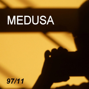 Dengarkan Cinematic 7 lagu dari Medusa dengan lirik