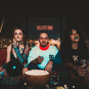 Dengarkan lagu Don't @ me (Explicit) nyanyian Metth dengan lirik