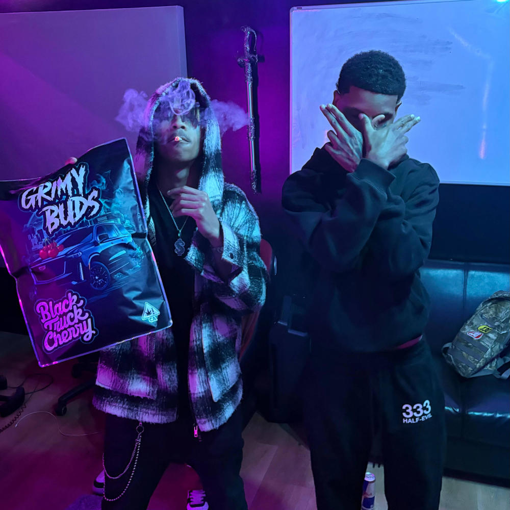 On Foot (feat. Skii) (Explicit)