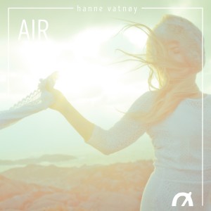 ดาวน์โหลดและฟังเพลง Air พร้อมเนื้อเพลงจาก Hava