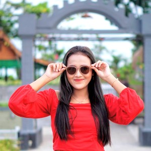 Album Salah Mbiji from Nuriel Ayla