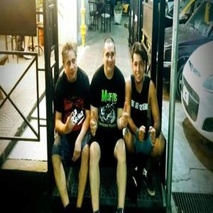 Listen to Transmisión nocturna  Punk song with lyrics from G.S PUnk