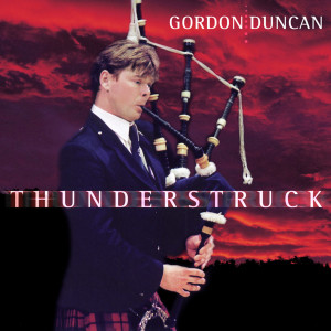 ดาวน์โหลดและฟังเพลง Ian Green Of Greentrax/The Straloch Turkeys พร้อมเนื้อเพลงจาก Gordon Duncan
