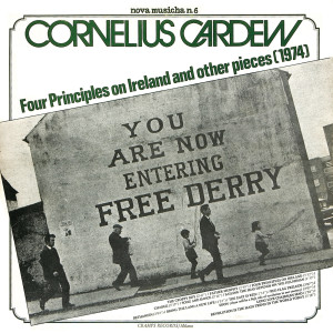 收聽Cornelius Cardew的Sailing the Seas Depends on the Helmsman歌詞歌曲