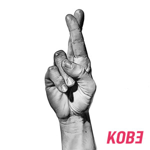 ดาวน์โหลดและฟังเพลง Senza Ombre พร้อมเนื้อเพลงจาก KOBE