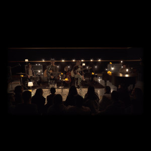 ดาวน์โหลดและฟังเพลง please (live in new york) พร้อมเนื้อเพลงจาก Chelsea Cutler