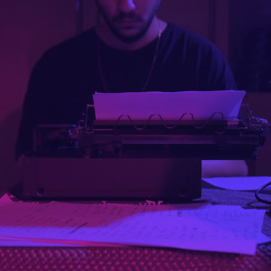 Dengarkan Deniyor lagu dari Sav dengan lirik