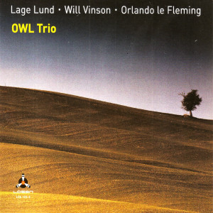 ดาวน์โหลดและฟังเพลง Hallow พร้อมเนื้อเพลงจาก Lage Lund