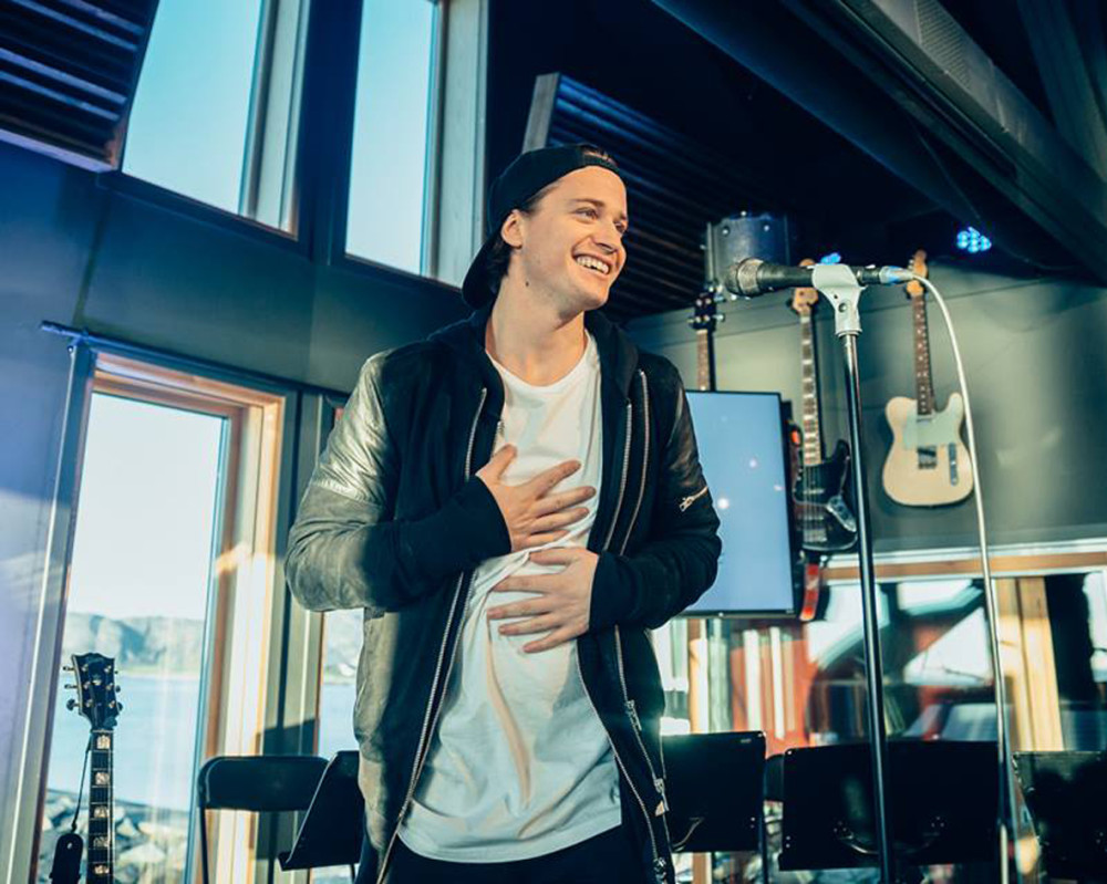 default column 1205x682 img