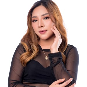 收聽DJ RERE MONIQUE R2M的ANTHEM R2M歌詞歌曲