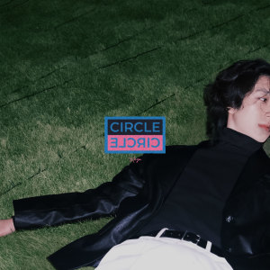 Album Circle oleh moza