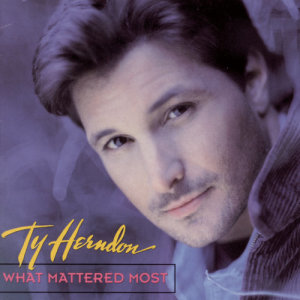 收聽Ty Herndon的Heart Half Empty歌詞歌曲