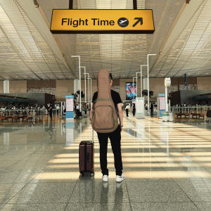 ดาวน์โหลดและฟังเพลง Flight Time พร้อมเนื้อเพลงจาก Nicolas Kuo