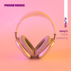 Dengarkan lagu Addicted to You nyanyian Evaine dengan lirik