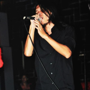 收聽Wild Fire的Father歌詞歌曲