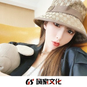 Listen to P.I.M.P (热播版) song with lyrics from 沐羽曦
