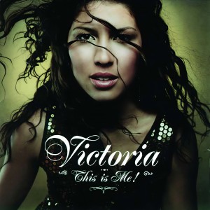 ดาวน์โหลดและฟังเพลง Breath พร้อมเนื้อเพลงจาก Victoria