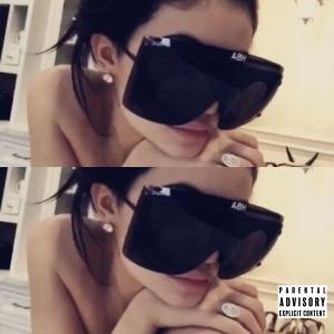 Strxtch的專輯Luh Money (Explicit)