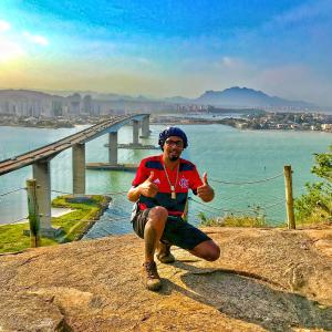 Dengarkan lagu Vem Sentando Em Cima Vs Light (Explicit) nyanyian Dj Christyan Cabelinho do Bené dengan lirik