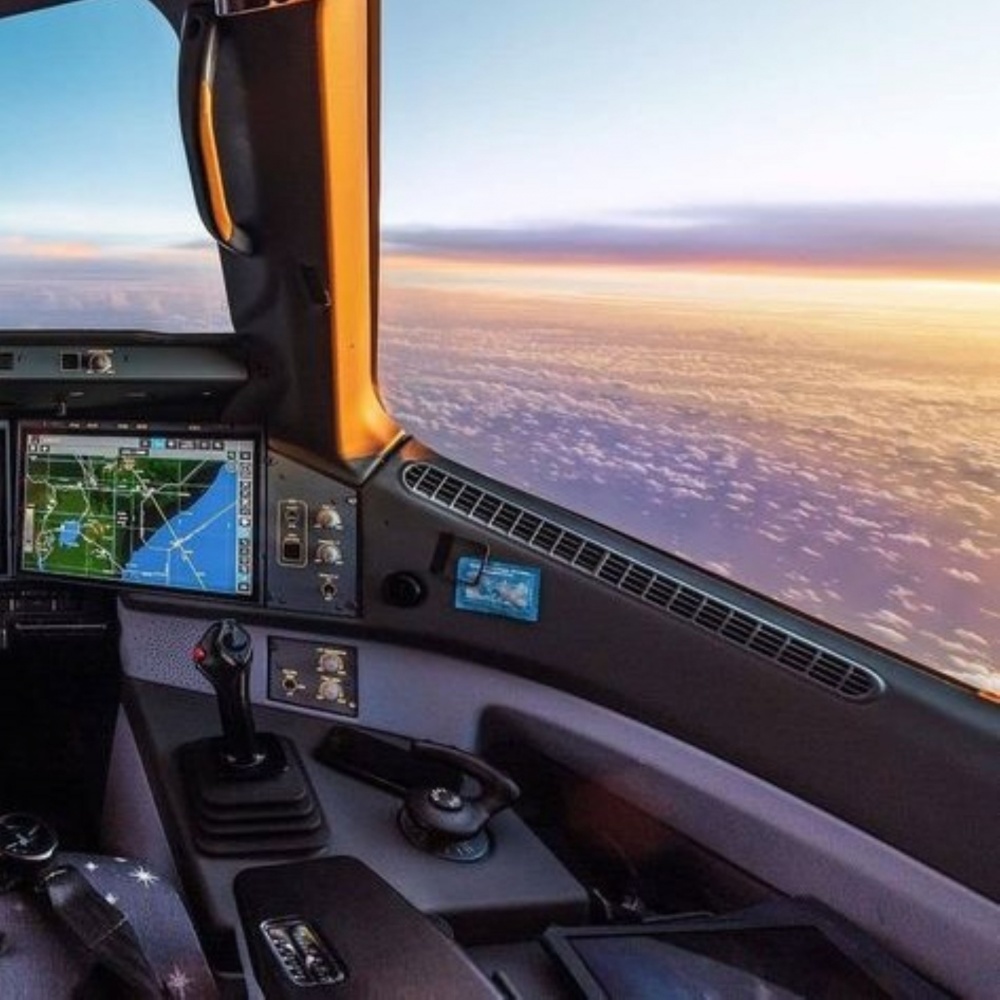 I'm the Pilot (Explicit)