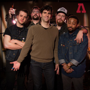 ดาวน์โหลดและฟังเพลง Back In School (Audiotree Live Version) พร้อมเนื้อเพลงจาก Low Cut Connie