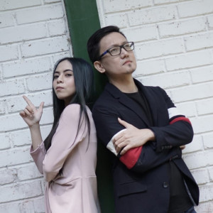 Listen to Terkubur Duka Lara song with lyrics from Kondar Super