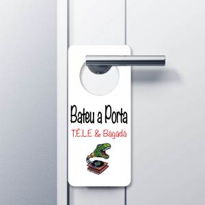 Listen to Bateu a porta (Explicit) song with lyrics from Bagada