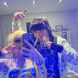 收聽Nadžzz的Seekîng (feat. sapphireoutre)歌詞歌曲