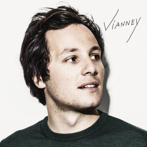 ดาวน์โหลดและฟังเพลง Moi aimer toi พร้อมเนื้อเพลงจาก Vianney
