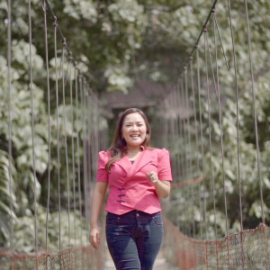 ดาวน์โหลดและฟังเพลง Iyah Dage พร้อมเนื้อเพลงจาก Averiana Barus