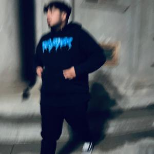 收聽hiddxn的motor oil (Explicit)歌詞歌曲