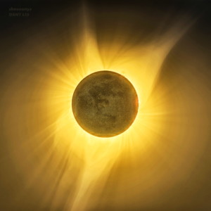 Listen to THE SUN'S RAYS song with lyrics from shoooonya