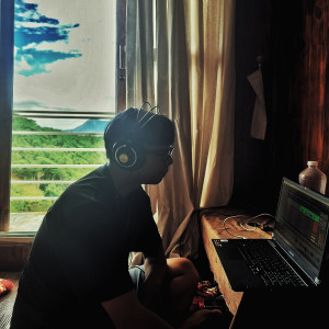 default playlist img