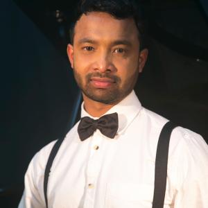 收聽Shorif的Manush歌詞歌曲