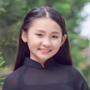 收听Dương Nghi Đình的Chị Hai (#1)歌词歌曲