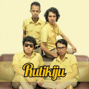 收聽RUTIKIJU的Siapa Dia歌詞歌曲