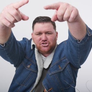 收聽Luke Britton的Lonely Man Blues歌詞歌曲