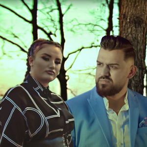 Listen to Du me t'nem song with lyrics from Albina Burrniku