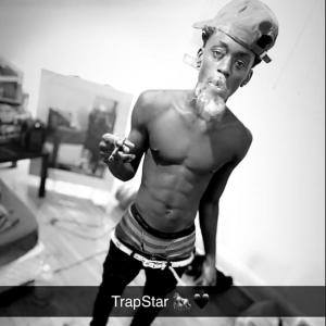 收聽Smb Daveion的WHO I STARTED WIDD (Explicit)歌詞歌曲