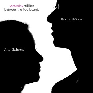 ดาวน์โหลดและฟังเพลง Life Isn't Fair พร้อมเนื้อเพลงจาก Arta Jekabsone