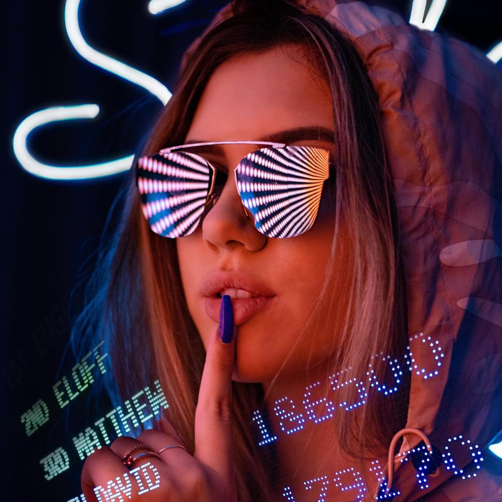 Living On Netflix (feat. Norrá Hill) [with Alex Zulaika]