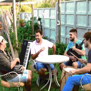 default playlist img