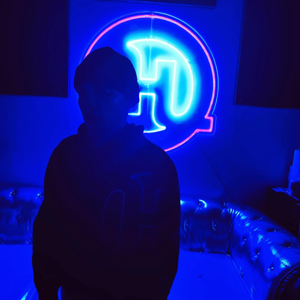 Love4You (feat. 223Kinji) (Explicit)
