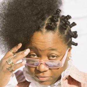 收聽Kenisha的PINK FREESTYLE (feat. Jay Allure) (Explicit)歌詞歌曲