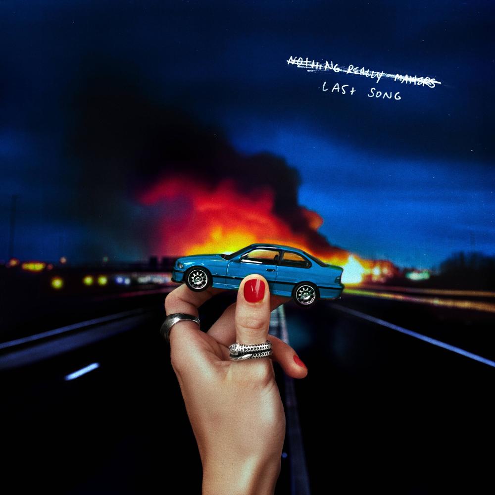 last song (Explicit)