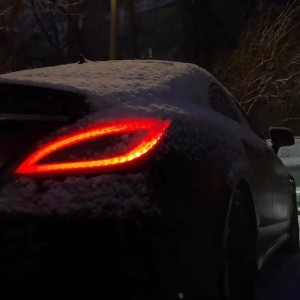 Listen to Mad World (完整版) song with lyrics from Radio