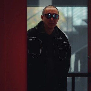 Listen to 伊莎贝尔 (完整版) song with lyrics from 郭歌浩先生