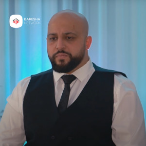 收聽Arben Tahiri的Djersa e babës歌詞歌曲