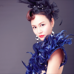 Listen to 只好说再见 (DJ阳山伟伟版) (完整版) song with lyrics from 周恬熙